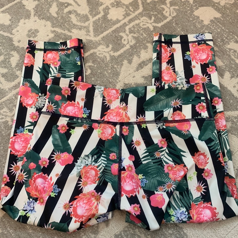 Lululemon cropped leggings